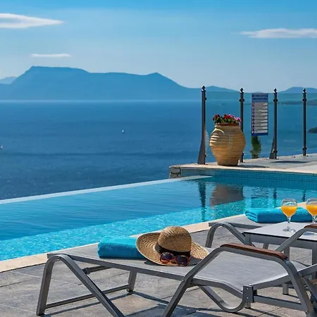 Ionian Heaven Willa *