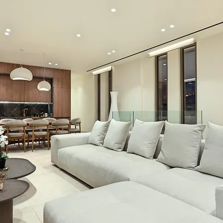 Deciel Villa *